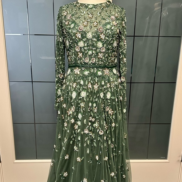 SOLD-Mac Duggal Floral Appliqué long sleeve illusion evening gown - Picture 5 of 11